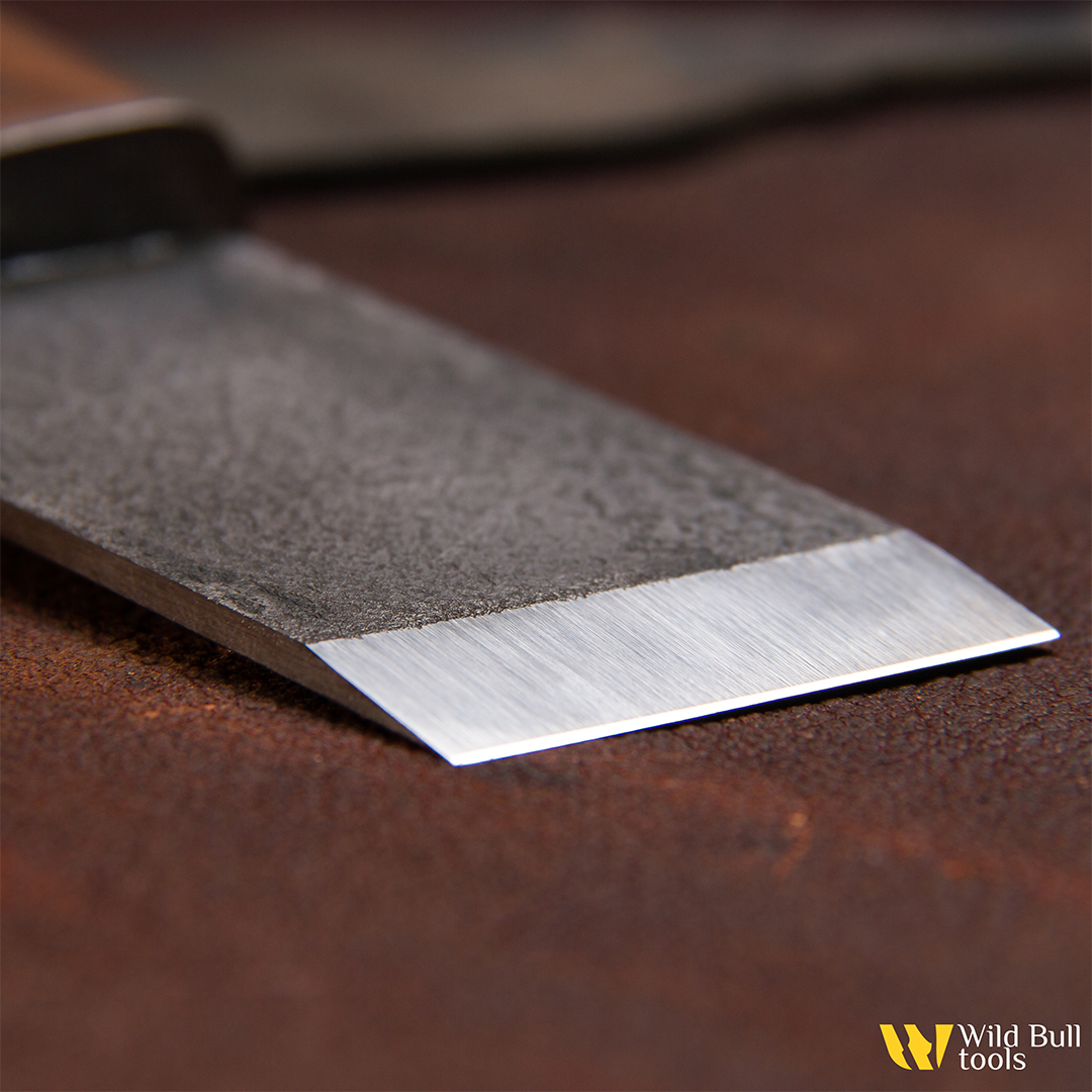 Нож шорный прямой "Дуб" Saddlery Knife Wild Bull tools