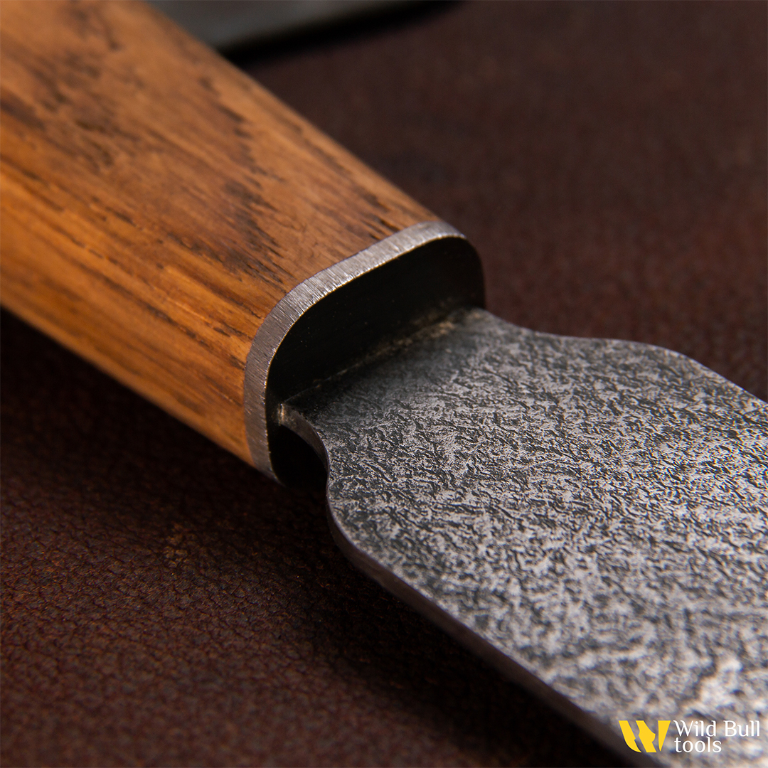 Нож шорный прямой "Дуб" Saddlery Knife Wild Bull tools