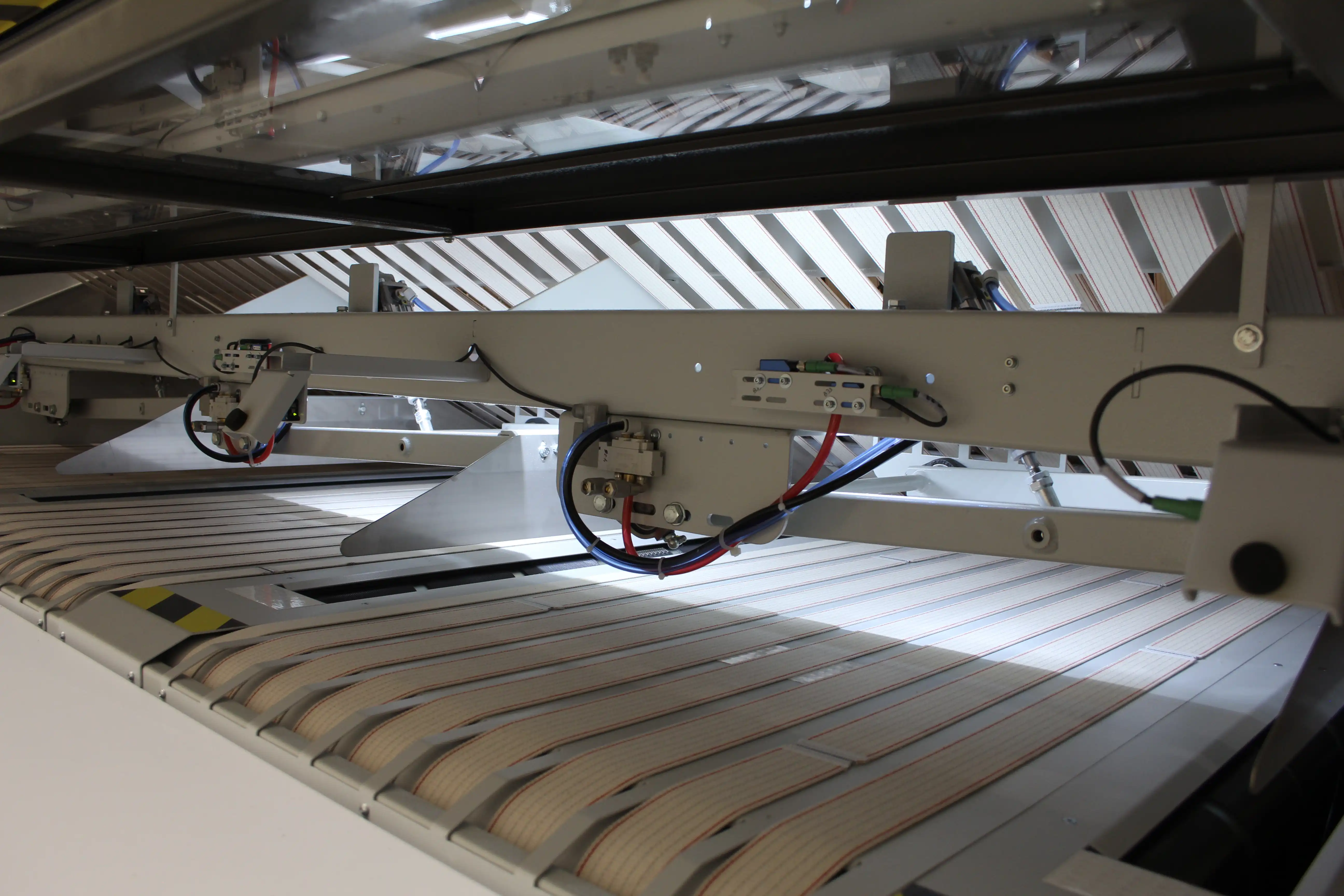 Girbau FR+ Automatic Folder for Girbau Ironing Lines — şəkil 3